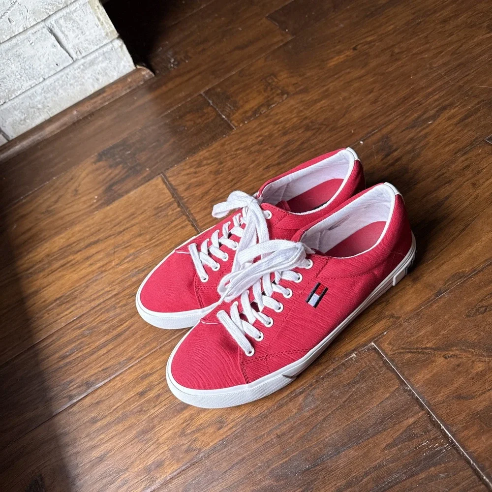 TOMMY HILFIGER FLINT Sneakers WOMEN'S 10 M RED Canvas Hipster Preppy Shoes EUC